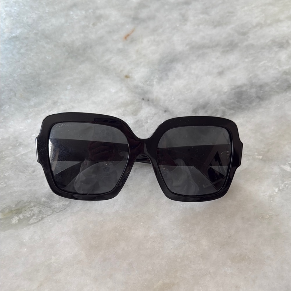 CHANEL Black Sunglasses